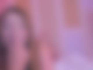 EmaAdamss's Live Sex Cam Show