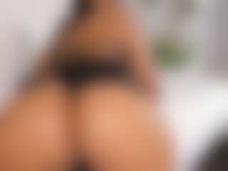 Live cam show with GreyCeleste - Domination on Livezox