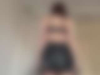 Live cam show with Hanna - Shower on Camsoda
