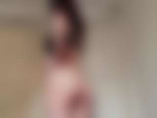 Live cam show with Hanna - Brown Eyes Asian on AdultVida.com