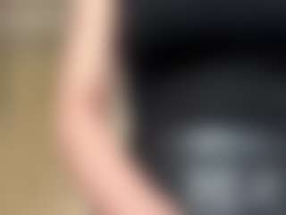 Live cam show with Hanna - Striptease Asian on boobsie.com