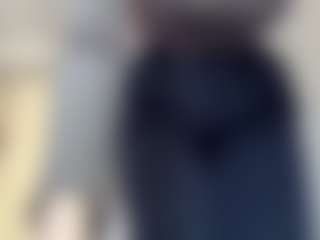 Live cam show with Hanna - Brown Eyes Asian on TastyBlacksLive