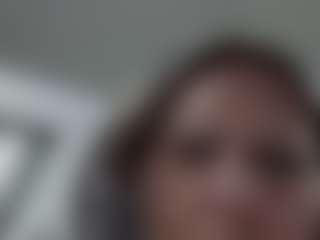 Isabelle-Cora's Live Sex Cam Show