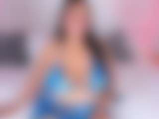Live cam show with KataThonpson - Old on Camsoda