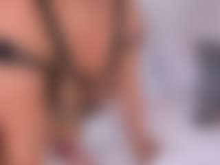 KataThonpson's Live Sex Cam Show