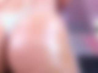 Live cam show with KataThonpson - Senior on livesuperchat.net