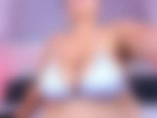 Live cam show with KataThonpson - Old on Gym Cam Girls