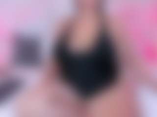 KataThonpson's Live Sex Cam Show