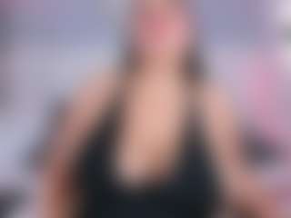 Live cam show with KataThonpson - Granny Squirt on Camming Site