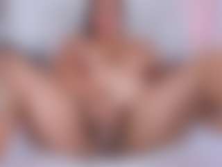 Live cam show with KataThonpson - Granny Dildo on Milfs Live