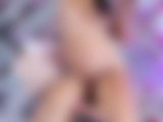 LaraVarela's Live Sex Cam Show