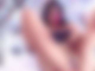 LaraVarela's Live Sex Cam Show