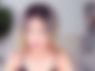 lizzydelrey's Live Sex Cam Show