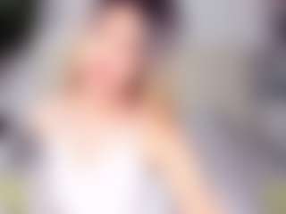 lizzydelrey's Live Sex Cam Show
