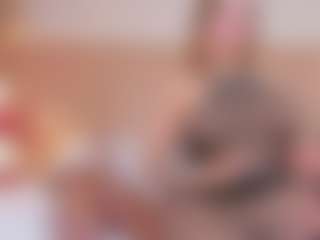 Live cam show with MadisonLema - Blonde Hair Teen (18+) on TeamSkeetLive