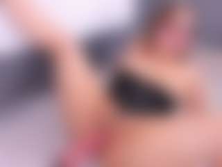 Live cam show with MadisonLema - Brown Eyes on hrnylive.com
