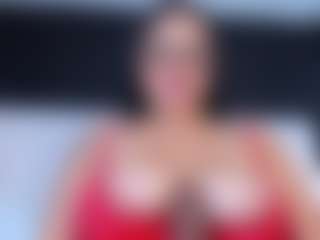 Live cam show with MadisonSoler - Sexwebcam on CamwithHer