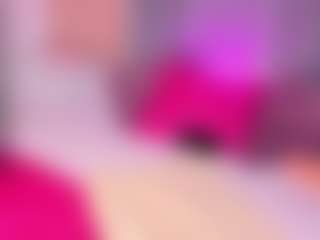 Live cam show with MiaPortmass - Athletic on xDating