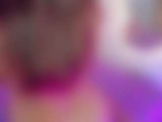Live cam show with Susana-Foxxx - Submissive on x69.live