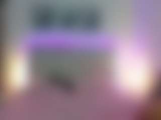 Live cam show with Susana-Foxxx - Camel Toe on Dolls Live