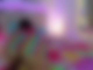 Live cam show with Susana-Foxxx - Submissive on sexylive.show