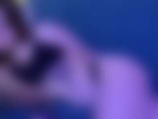 Live cam show with AllisonArgentt - Drinking on Milfs Live