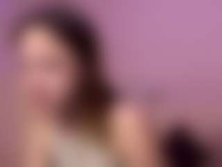 Live cam show with AllisonArgentt - Smoking on Camsoda