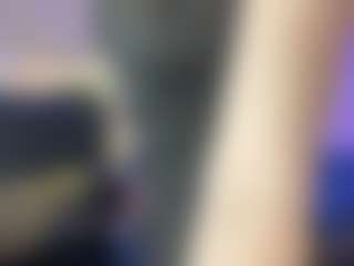 Live cam show with AllisonArgentt - New Brown Eyes on Fling VIP Chat