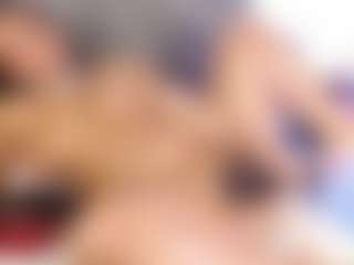 Live cam show with Anabelle-bluee10 - Double Penetration on CamClone