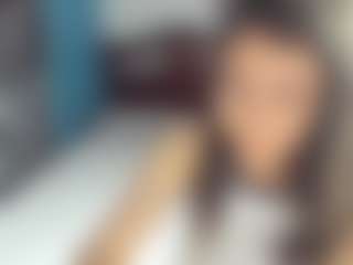 Live cam show with Anieth - Shaved Pussy on Soda Cam