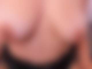 Live cam show with Anny-vall - Suck on galaxygirlnitro.com