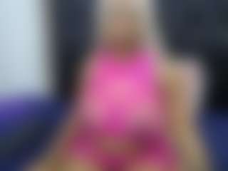 Live cam show with CaramelSassy - Big Tits on hotwifechat.live