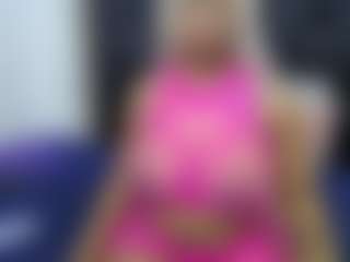 Live cam show with CaramelSassy - Lovense on anonymated.com