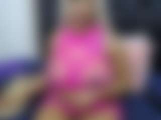 CaramelSassy's Live Sex Cam Show