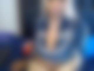 Live cam show with CaramelSassy - Big Tits on iamadamtest123.com