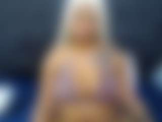 Live cam show with CaramelSassy - Tittyfuck on livesuperchat.net