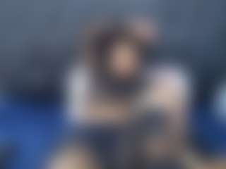 Live cam show with CaramelSassy - Smoking on liverealitysex.com