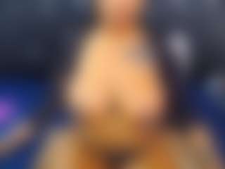 CaramelSassy's Live Sex Cam Show