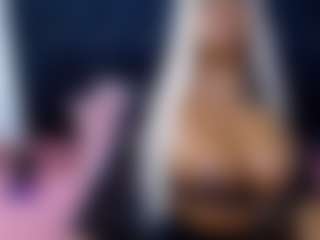 CaramelSassy's Live Sex Cam Show