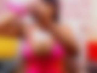 Live cam show with CaramelSassy - Tease Ebony on Gym Cam Girls | south africa