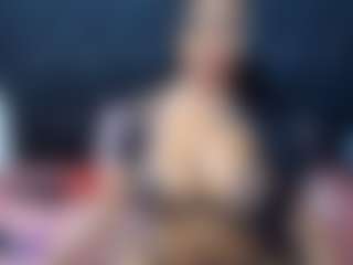 Live cam show with CaramelSassy - Black Shaved Pussy on Camsoda