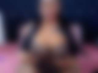 CaramelSassy's Live Sex Cam Show