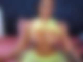 CaramelSassy's Live Sex Cam Show