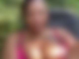 CaramelSassy's Live Sex Cam Show