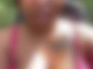 CaramelSassy's Live Sex Cam Show