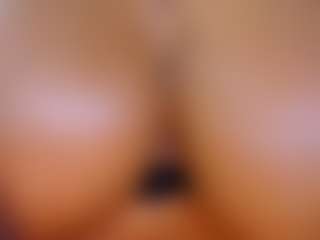 CaramelSassy's Live Sex Cam Show