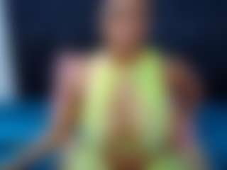 CaramelSassy's Live Sex Cam Show
