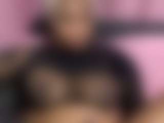 CaramelSassy's Live Sex Cam Show