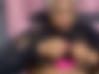 CaramelSassy's Live Sex Cam Show