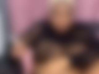 CaramelSassy's Live Sex Cam Show